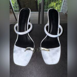 Boohoo Silver 3M reflective Women's Shoes size 8 brand new